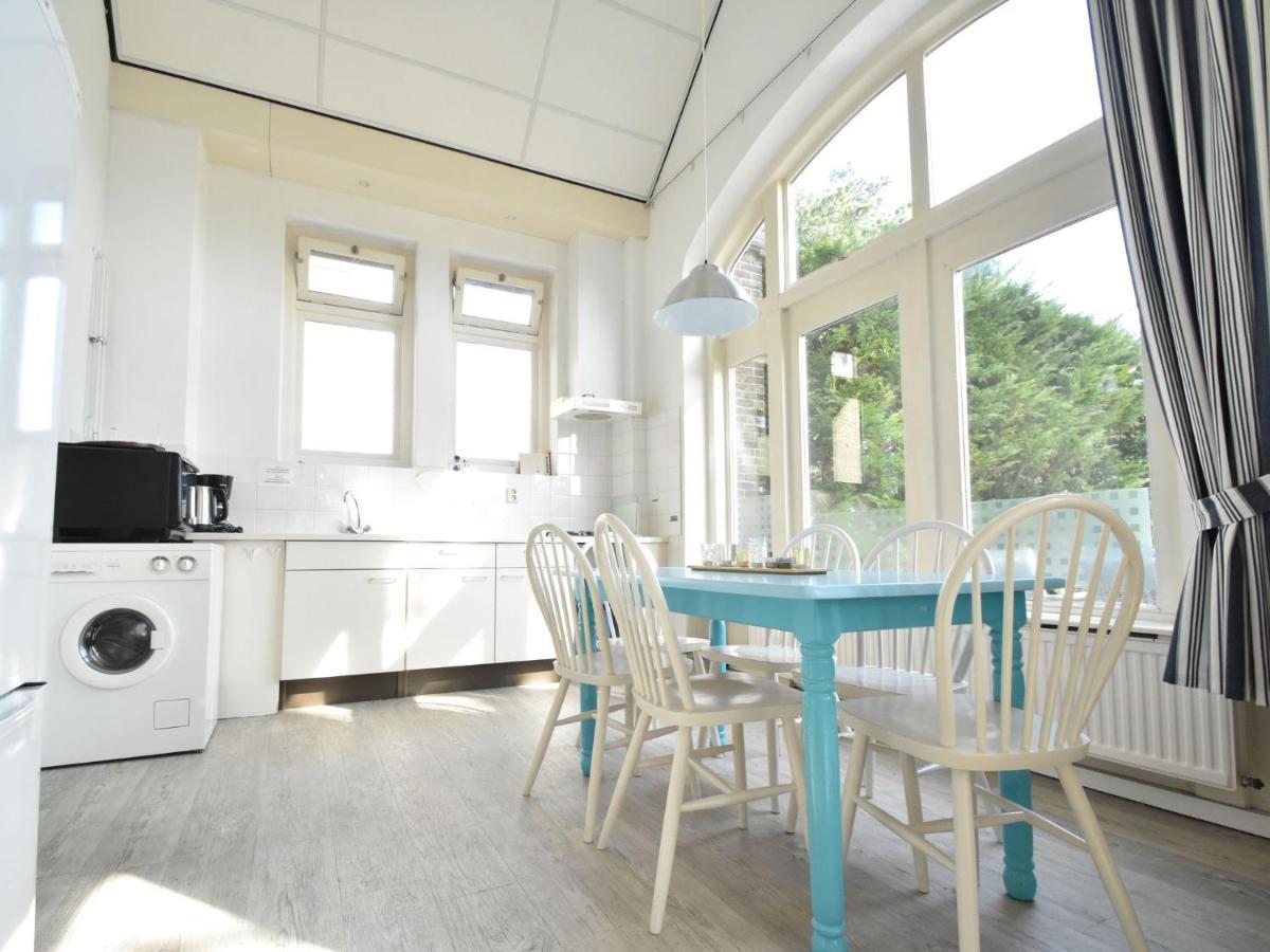 Quaint Holiday Home In Bergen Aan Zee Near Sea Екстериор снимка